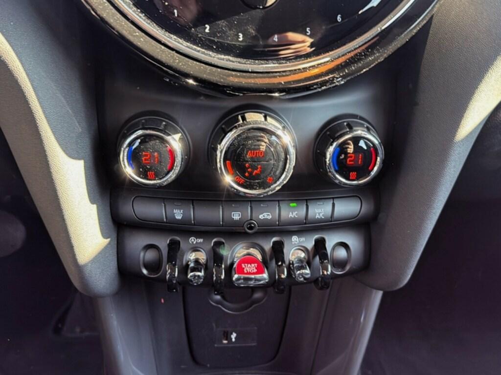 Mini Cooper 1.5 TwinPower Turbo Cooper Business DCT