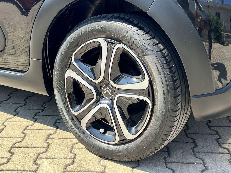 Citroën C3 C3 1.2 puretech Shine Gpl 82cv