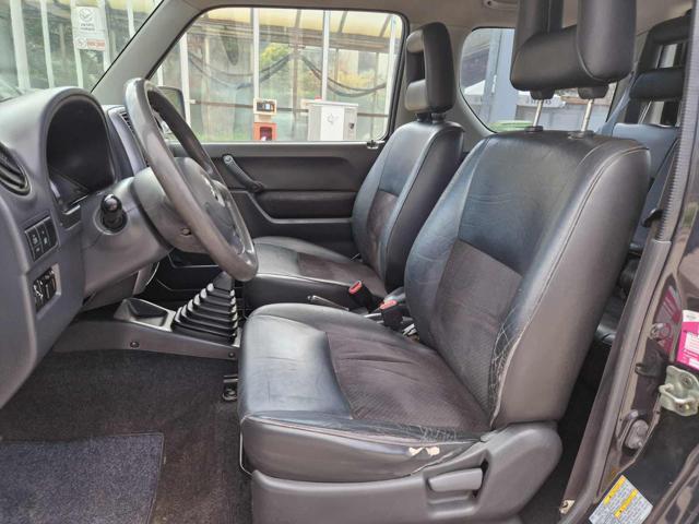 SUZUKI Jimny 1.3i 16V cat 4WD JLX Più