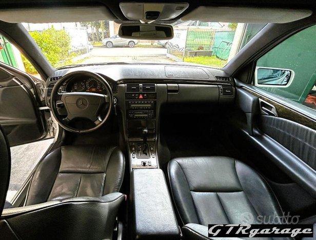 MERCEDES - Classe E - 280 V6 4Matic Avantgarde