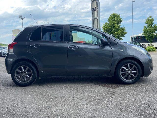 TOYOTA Yaris 1.3 5 Porte