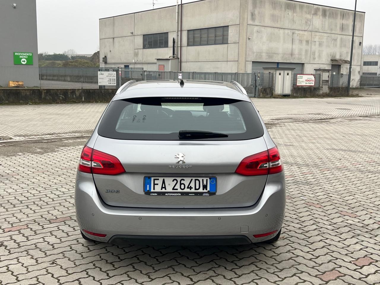 Peugeot 308 PureTech Turbo 130 S&S SW Allure