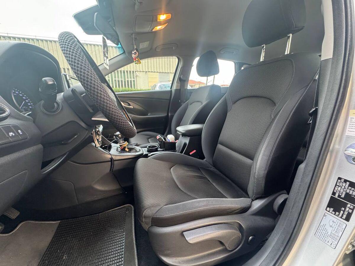 Hyundai i30 5 Porte I30 1.6 crdi Style 110cv dct