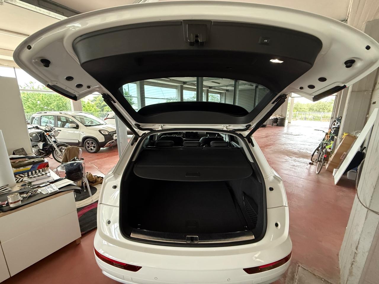 Audi Q5 2.0 TDI 190 CV quattro S tronic line plus solo da Qualitycars Pescara