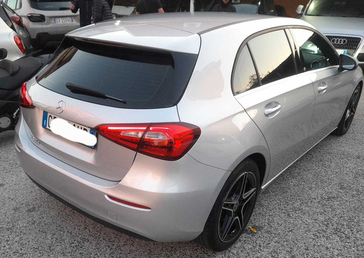 Mercedes-benz A 180 d Automatic Business Extra