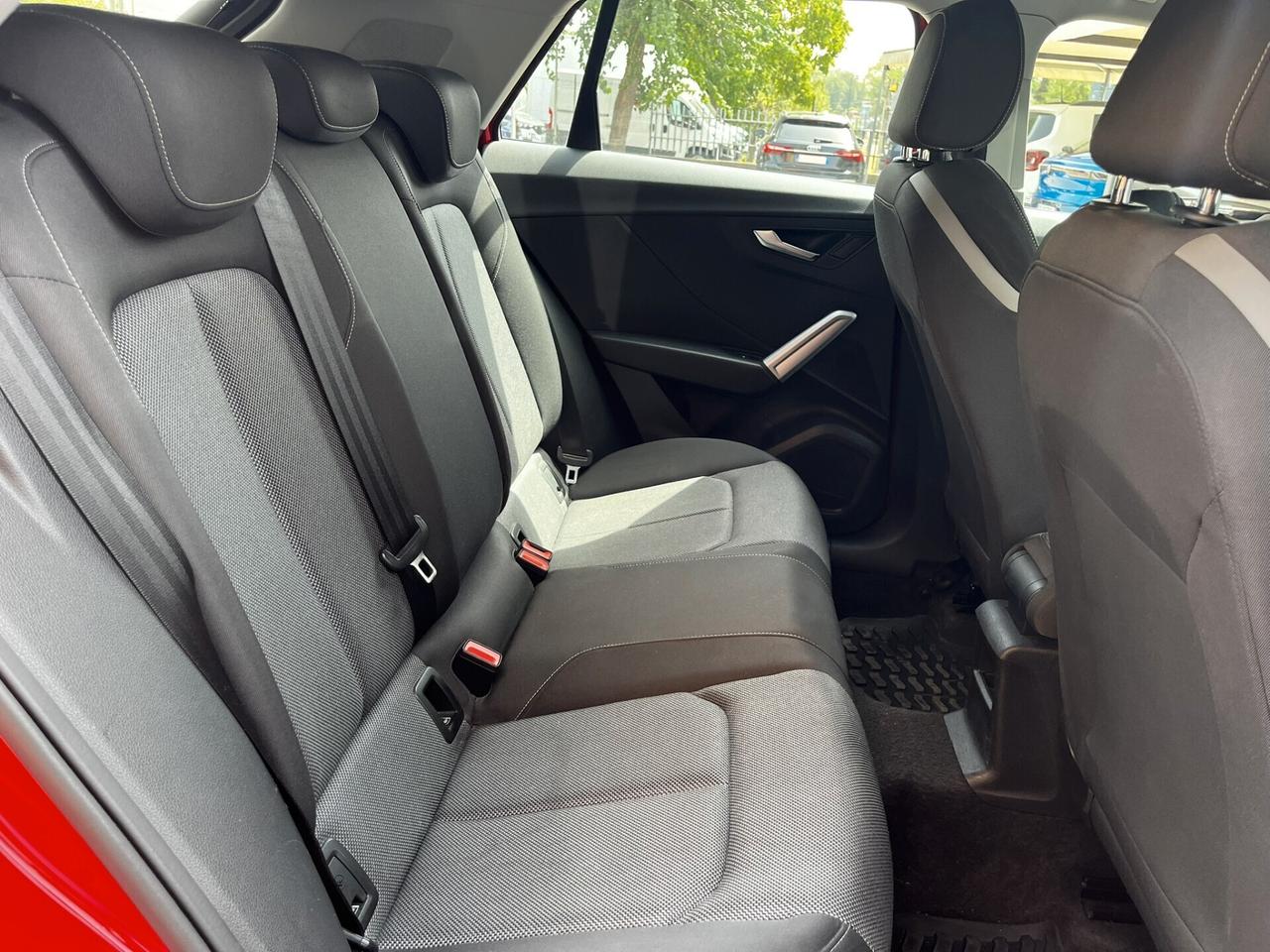 Audi Q2 30 TFSI S tronic Design S line