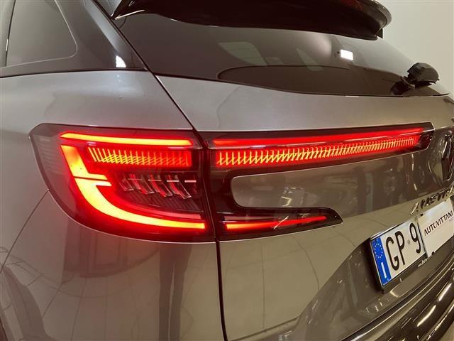 RENAULT Austral 1.2 E-Tech full hybrid 200cv Iconic Esprit