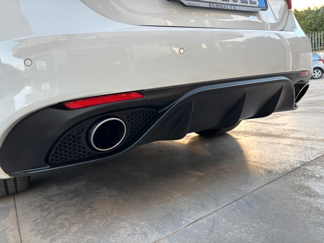 Alfa Romeo Giulia 2.2 Turbodiesel 210 CV Q4 Veloce