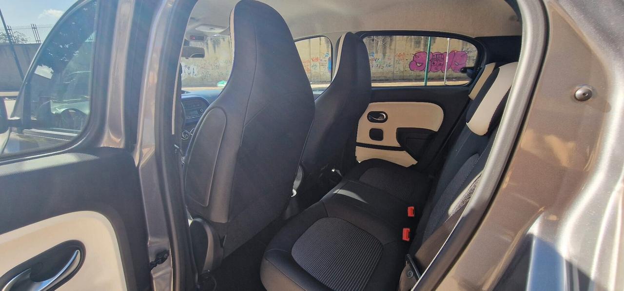 Renault Twingo 0.9 TCe 90 CV EDC COSMIC Unico Proprietario