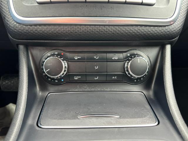 MERCEDES-BENZ A 180 d Automatic Business