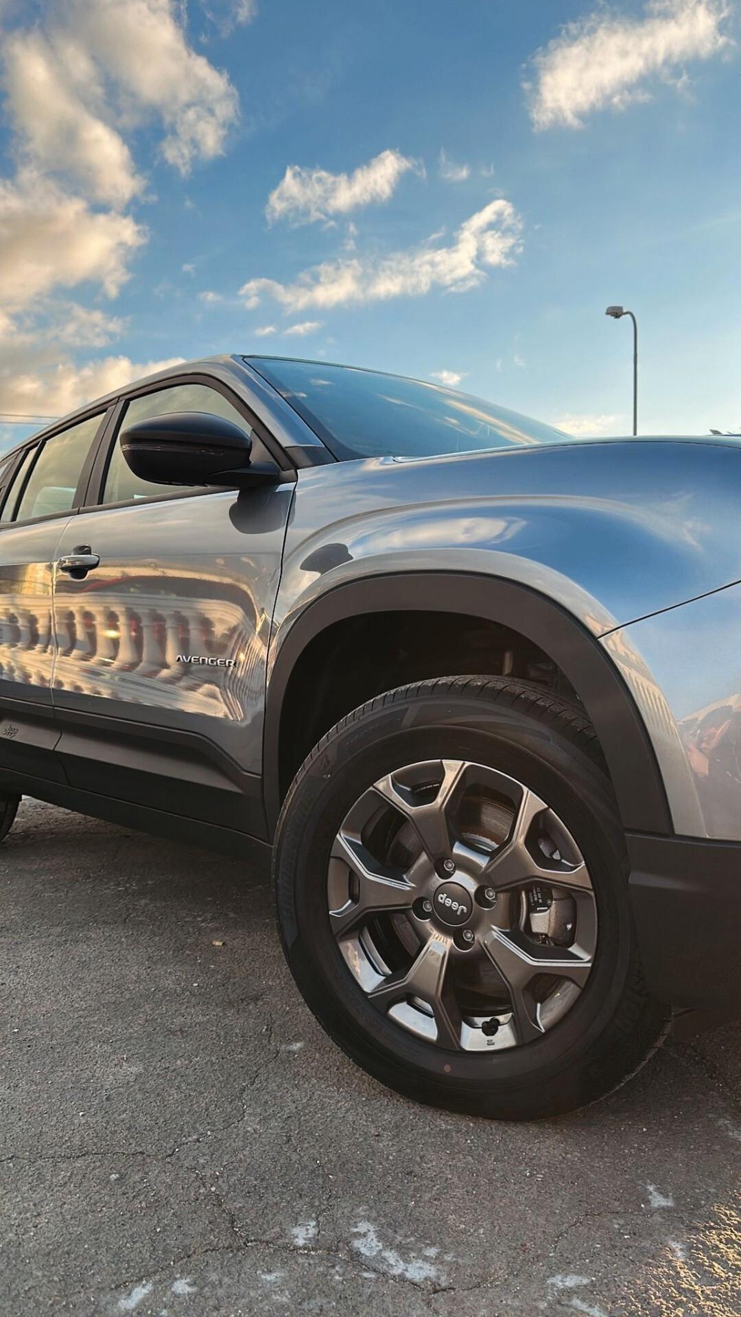 Jeep Avenger 1.2 Turbo 100 CV MHEV Longitude