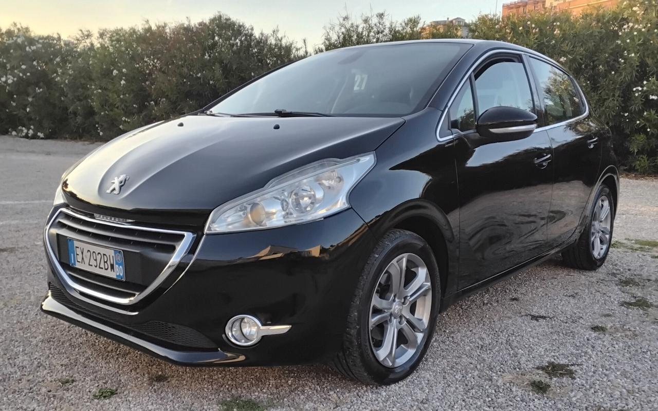 Peugeot 208 1.4 HDi 68 CV 5 porte Active