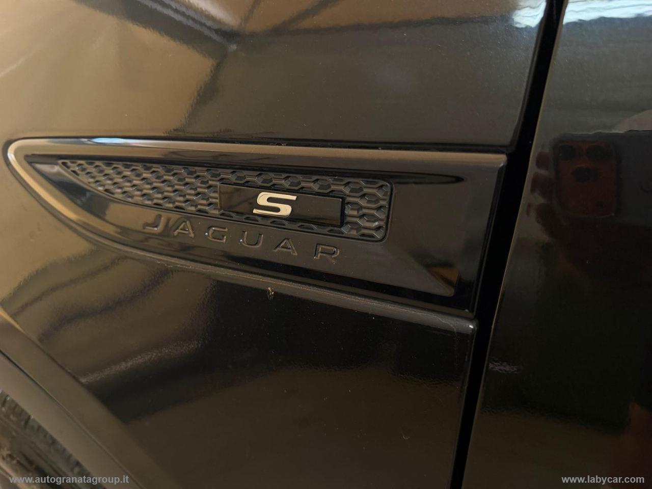 JAGUAR E-Pace 2.0D 150CV AWD aut. R-Dynamic HSE STRAFULL + TETTO!OUTLET