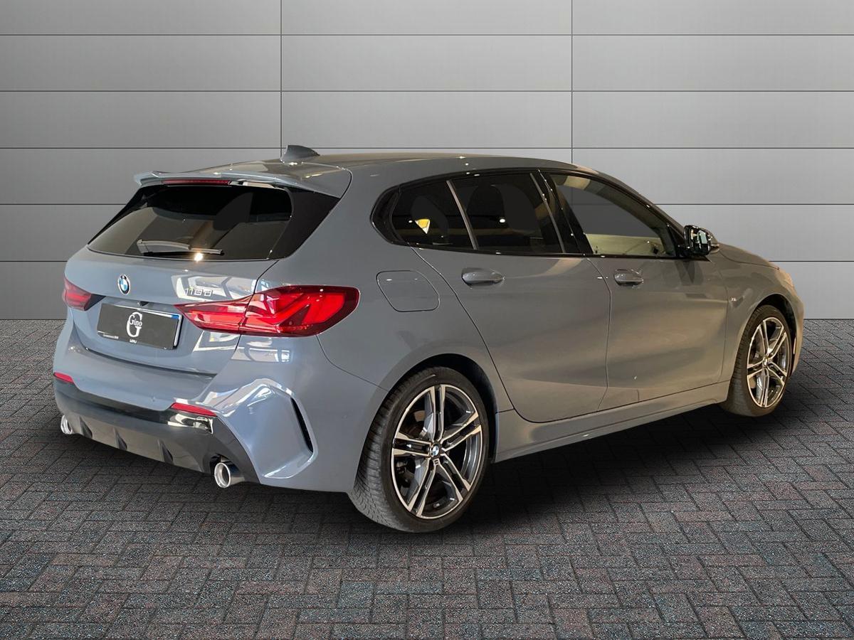 BMW Serie 1 F40 - 118d Msport auto