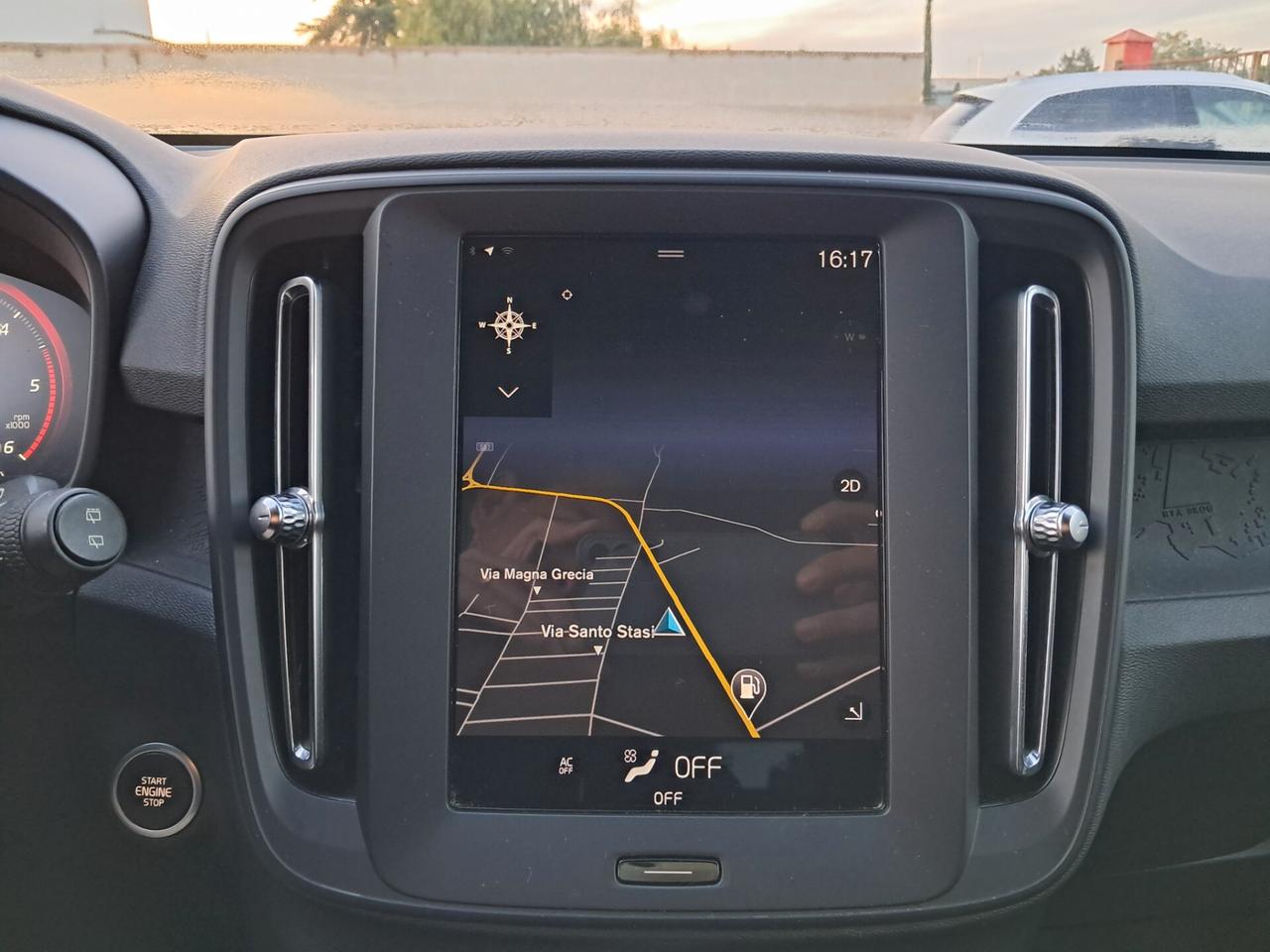 Volvo XC40-2.0-150CV*CAM*LED*NAVI