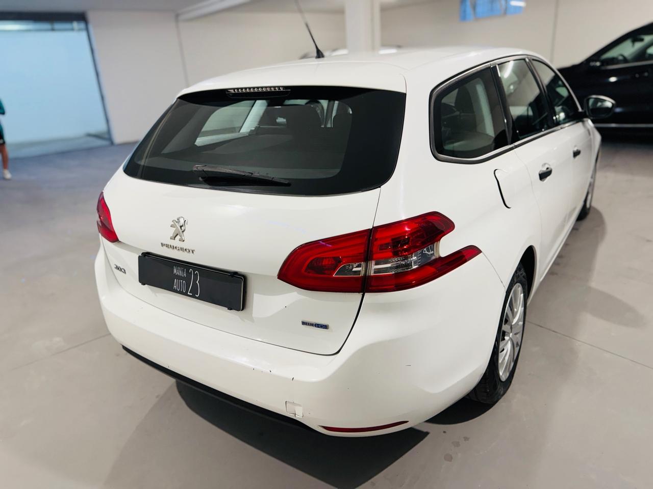Peugeot 308 BlueHDi 100 S&S Business
