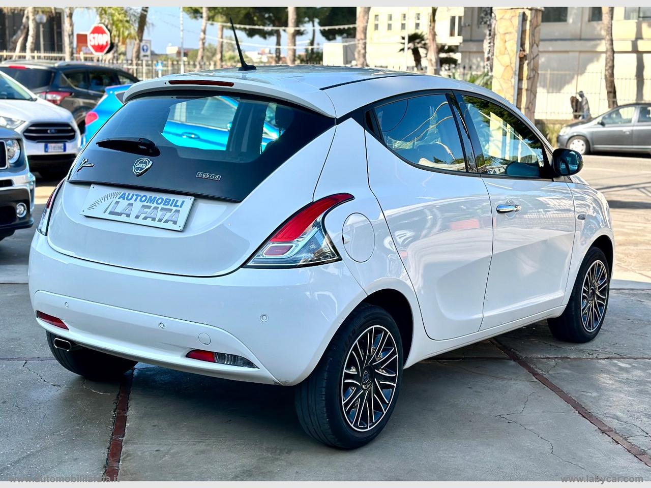 LANCIA Ypsilon 1.0 FireFly 5p.S&S Hyb. Eco Gold HYBRID IDEALE PER NEOPATENTATI