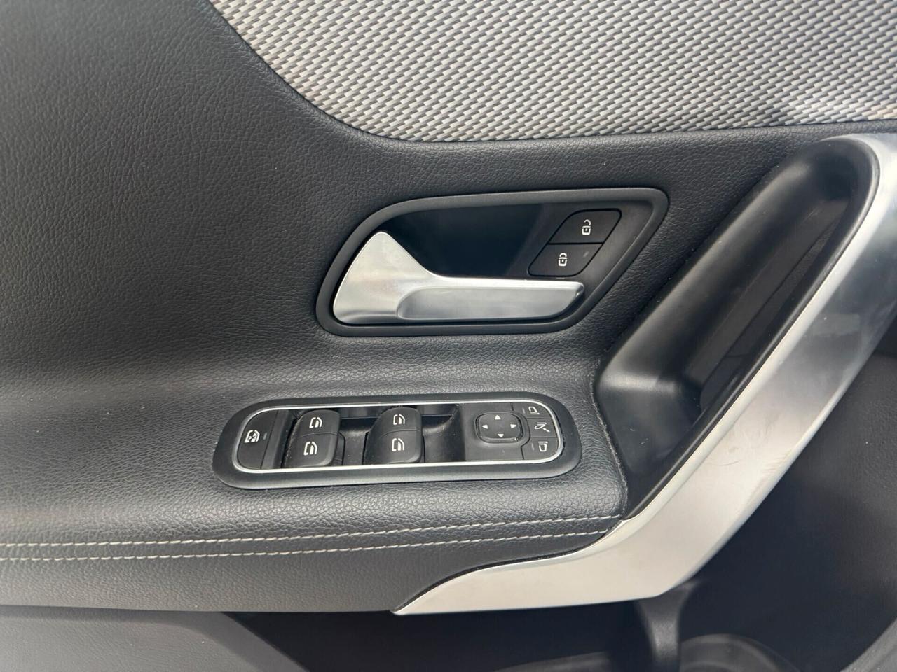 Mercedes-benz A 180 d Automatic Premium