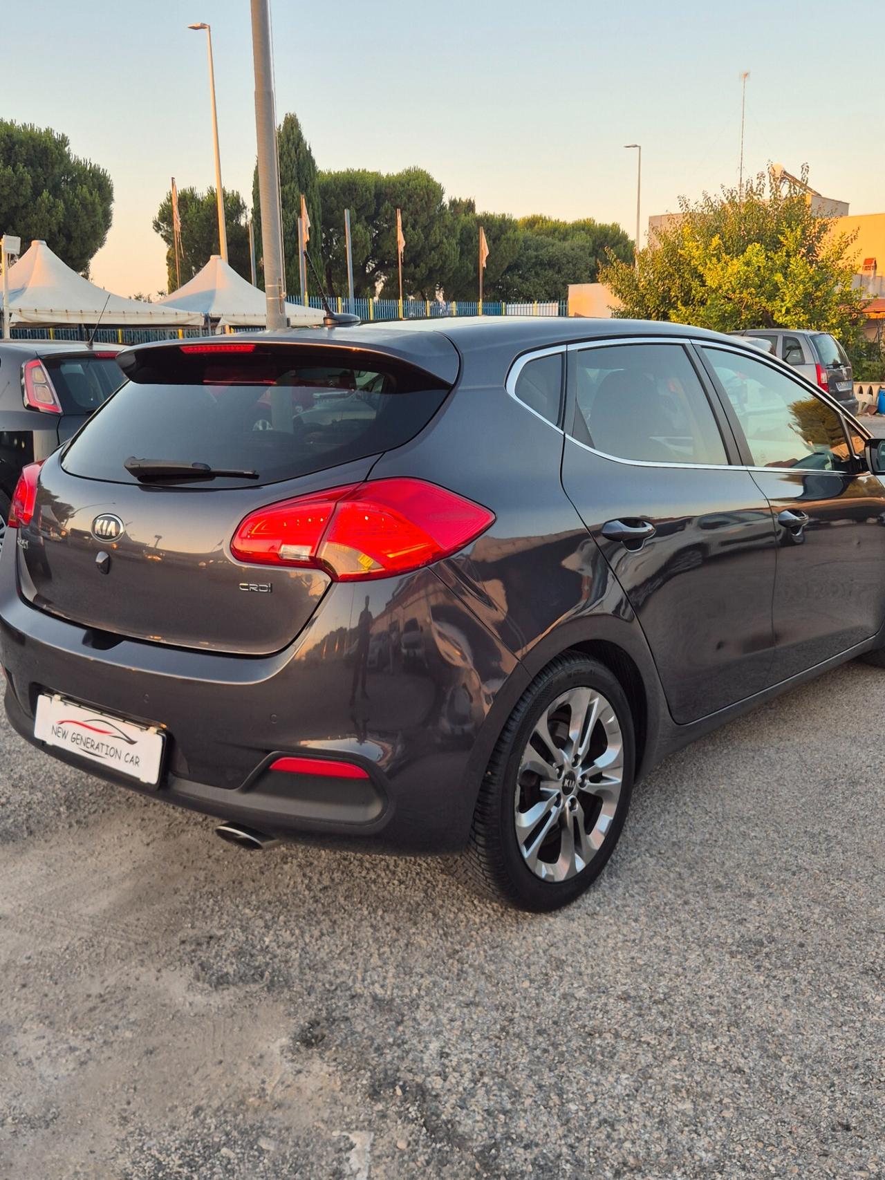 Kia Ceed cee'd 1.6 CRDi 128 CV 5 porte Class