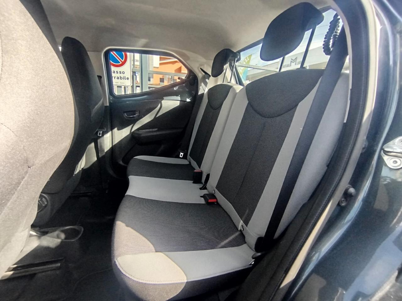 TOYOTA AYGO 1.0 AUTOMATICA* PREZZO VERO* 5 PORTE UNIPRO- KM CERTI- GARANZIA 12 MESIU