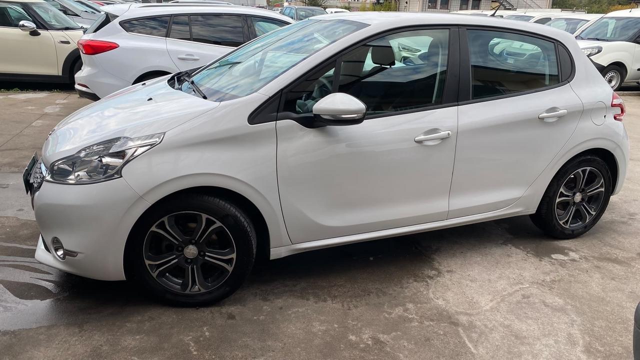 Peugeot 208 Autovettura GPL