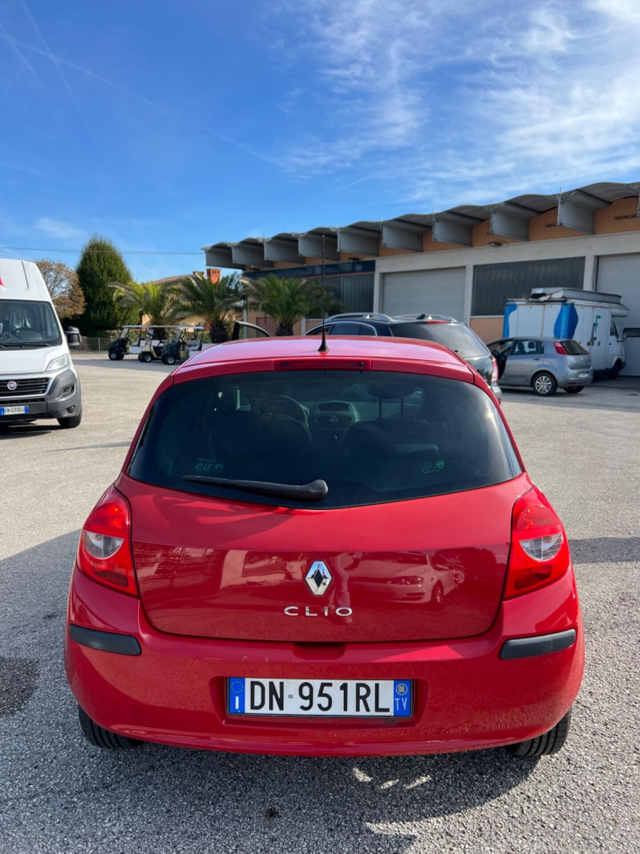 Renault Clio Storia 1.2 5 porte OK NEOPATENTATI