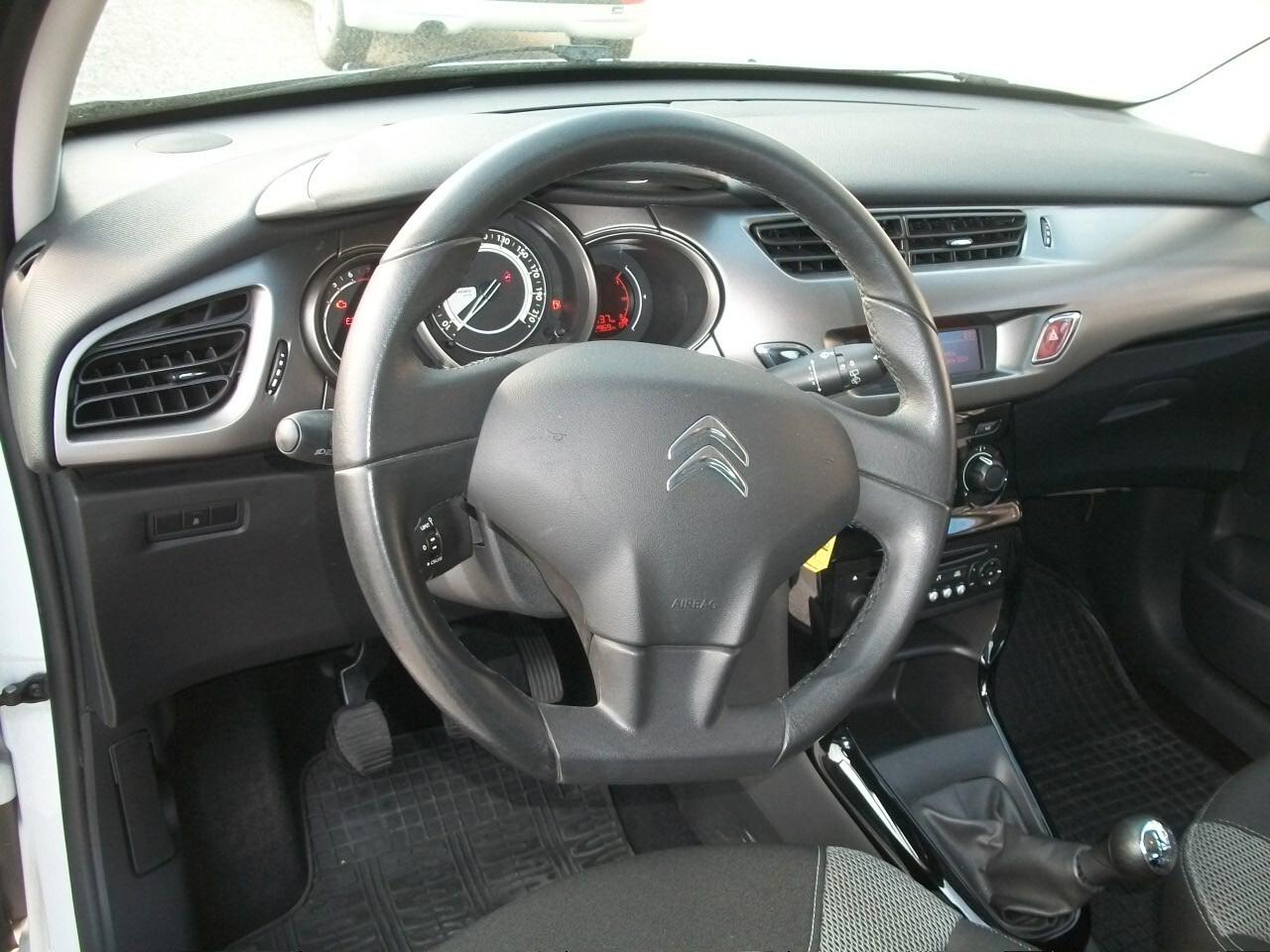 Citroen C3 1.0 VTi 68 Exclusive cc 999 benzina euro 5 Akm 99680 garanzia un anno si neopatentati