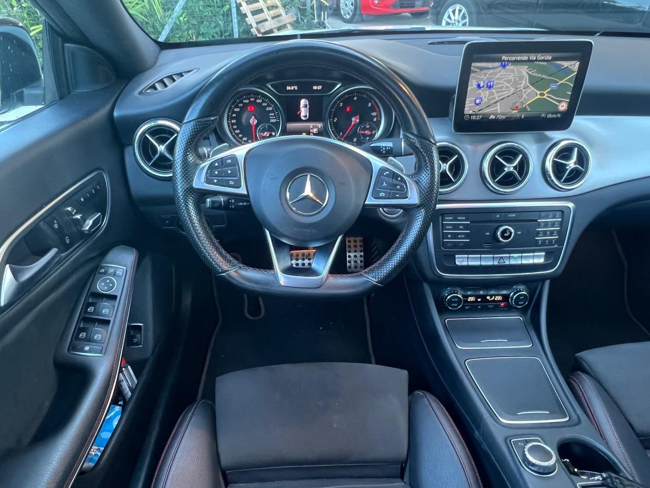 Mercedes-Benz Cla 220d 4Matic Auto Premium