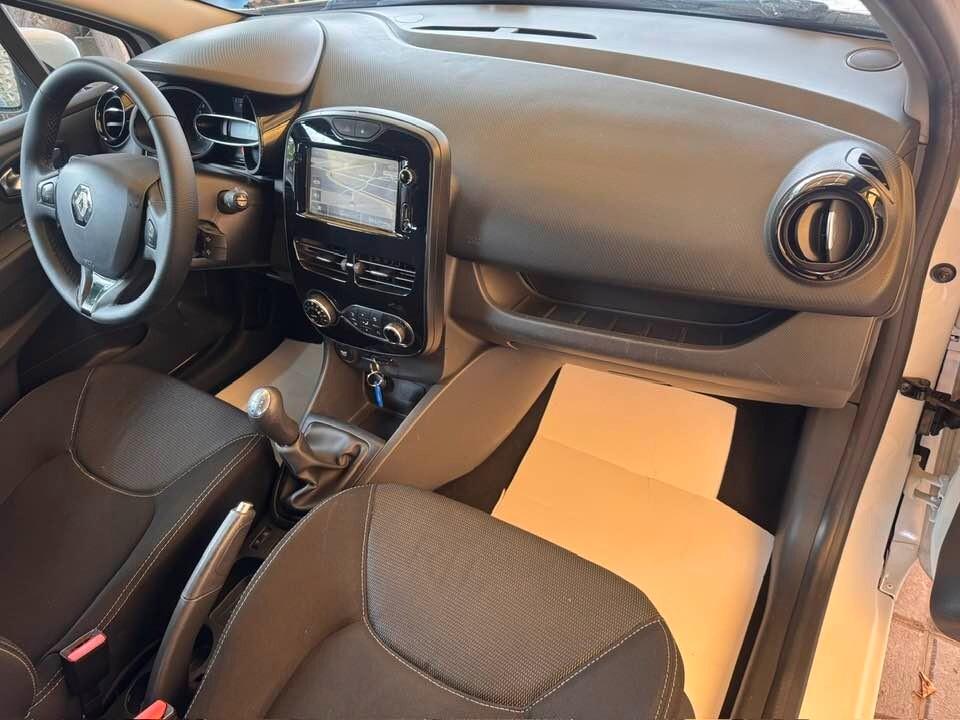 Renault Clio 1.2 75CV GPL 5 porte Costume National
