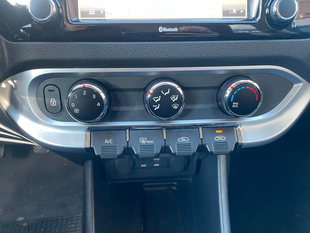 Kia Rio 1.1 CRDi 5p. Active Collection RETROCAMERA