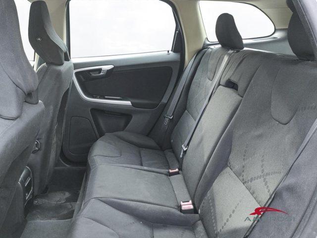 VOLVO XC60 2.4 D 163 CV AWD Kinetic - PER OPERATORI DEL SETTO