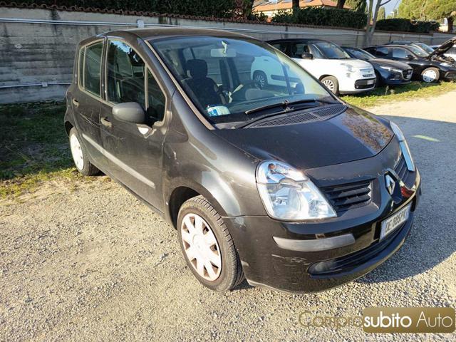 RENAULT Modus 1.2 16V Luxe