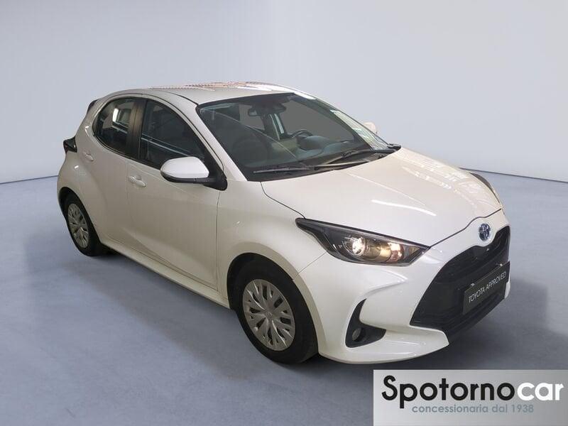 Toyota Yaris Hybrid Active MY22