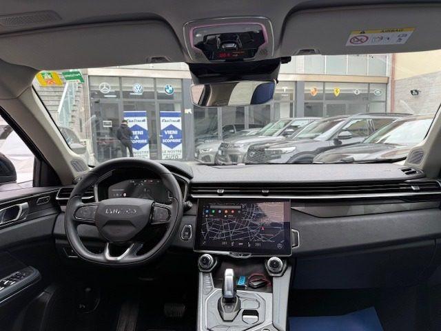 LYNK & CO 01 HEV