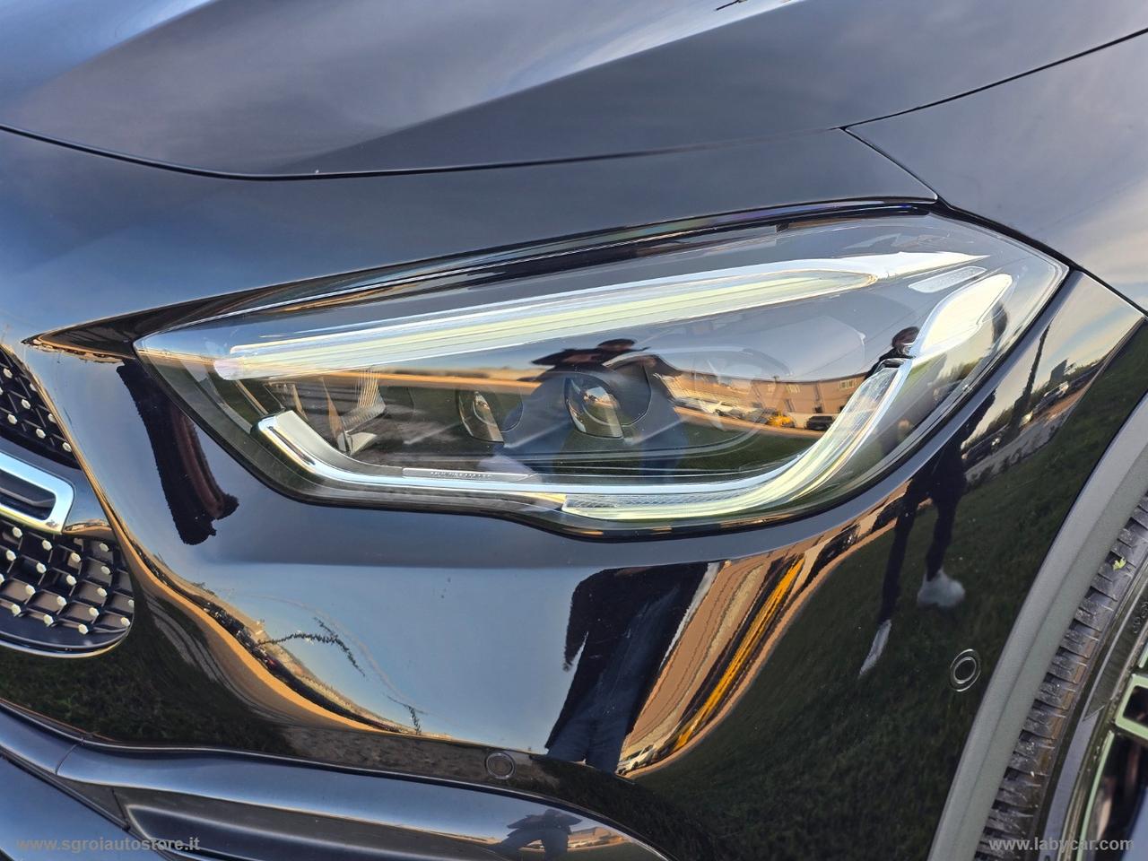 MERCEDES-BENZ GLA 200 d Automatic Premium