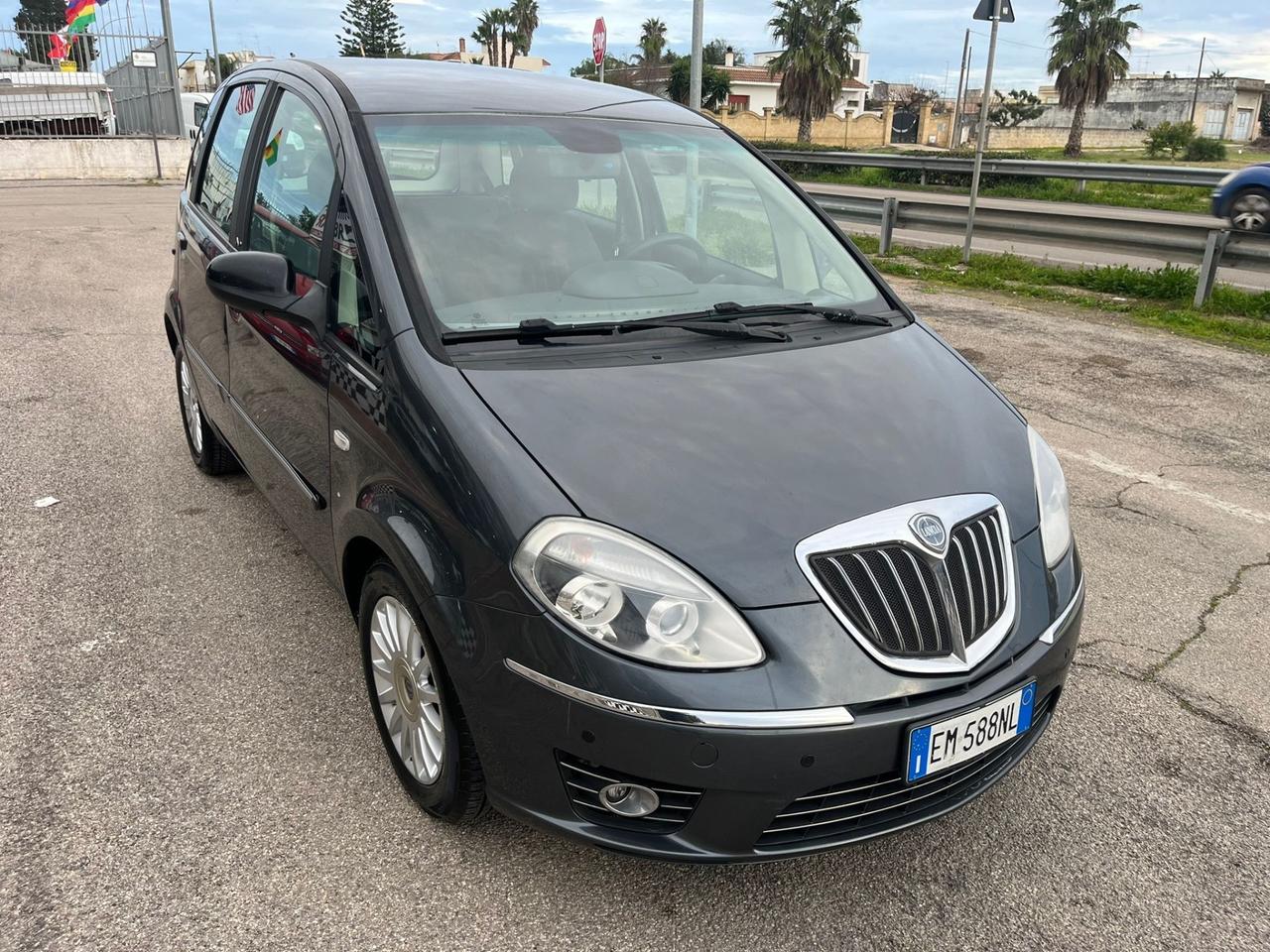 Lancia MUSA 1.3 Mjt Unipro 2012