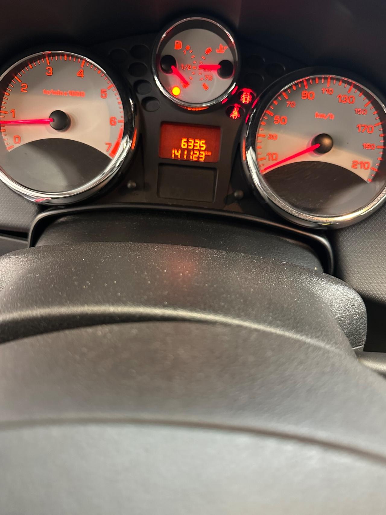 Peugeot 207 1.4 VTi 95CV Allure benzina