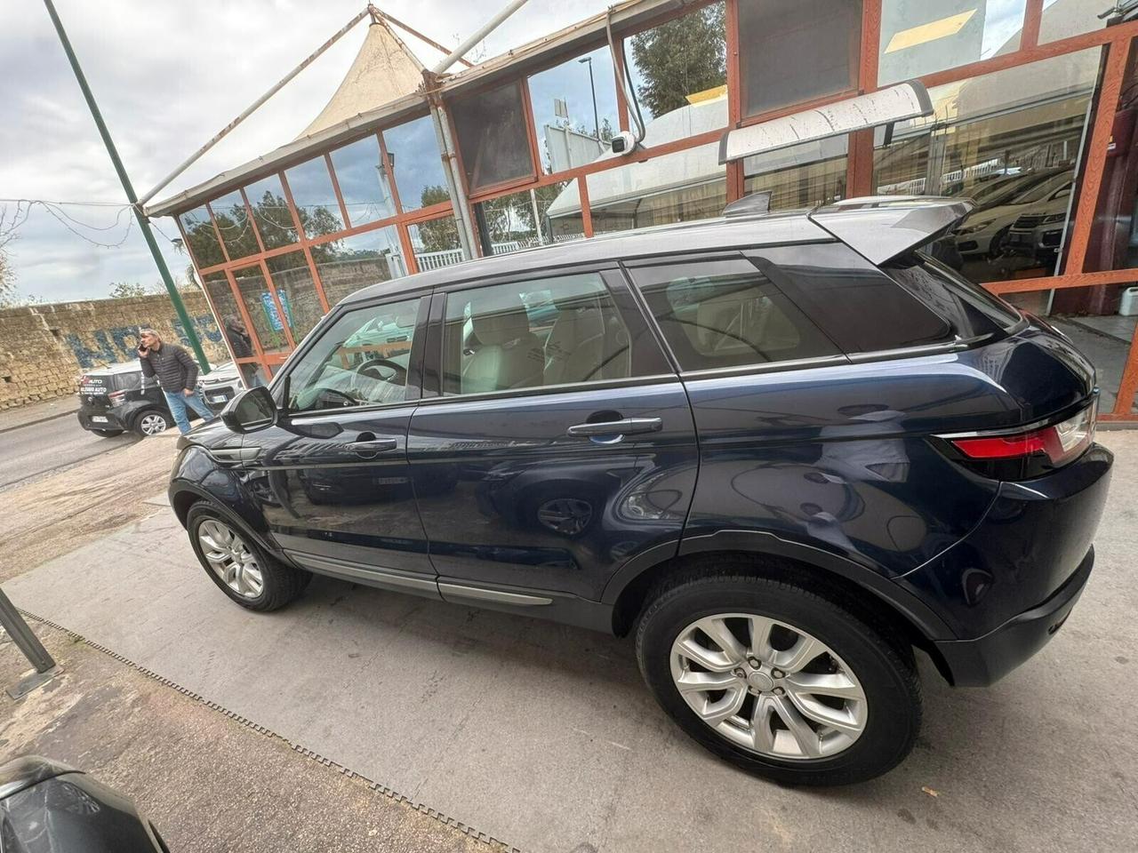 Land Rover Range Evoque 2.0 eD4 5p. Business Edition Premium Pure