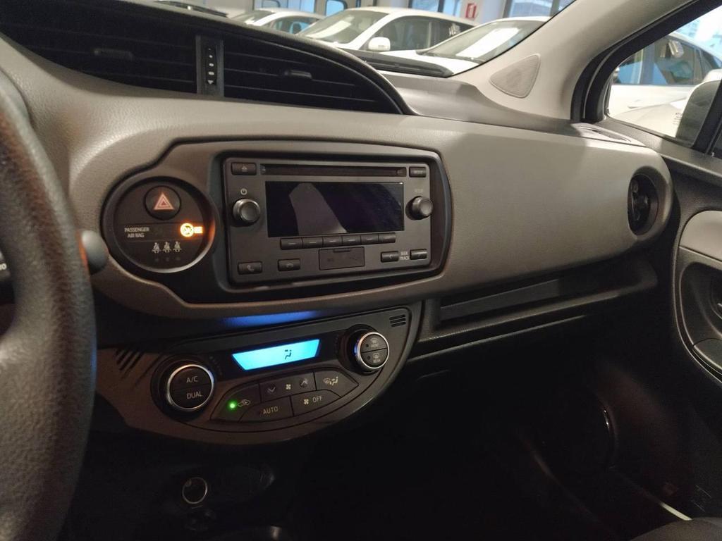 Toyota Yaris 5 Porte 1.5 VVT-i Hybrid Active E-CVT