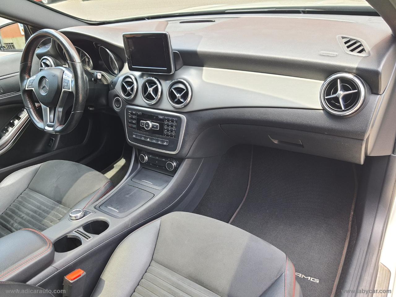 MERCEDES-BENZ GLA 200 CDI Automatic 4Matic Premium