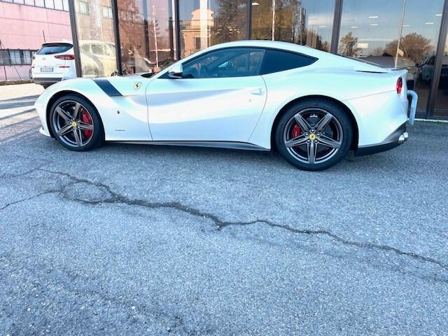Ferrari F12 F12berlinetta