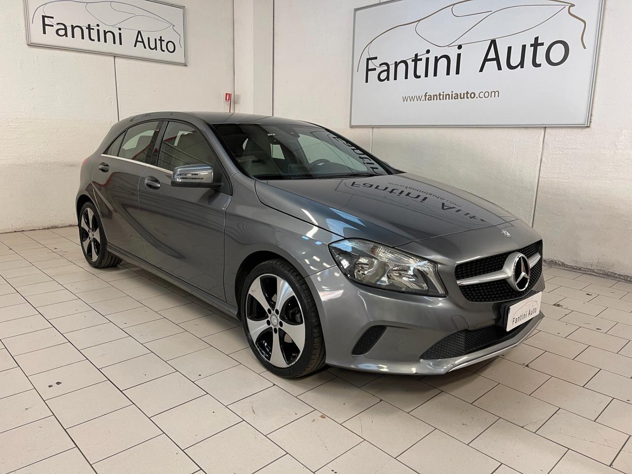 Mercedes-Benz A 180 d Sport c.auto-Ok Neopatentati-LEGGI SOTTO