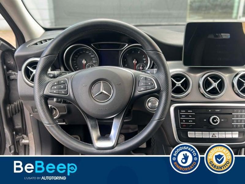 Mercedes-Benz GLA 180 SPORT AUTO
