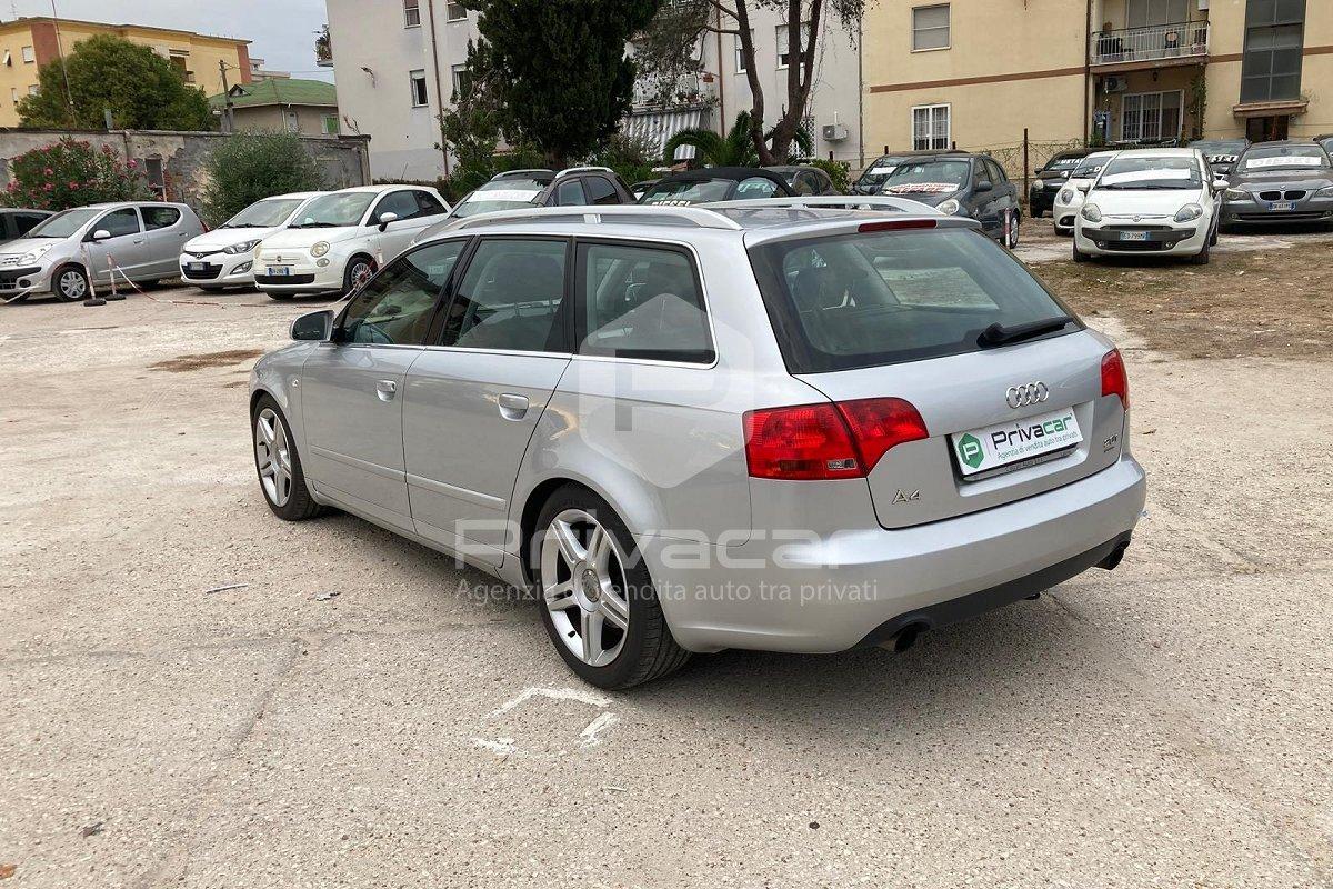AUDI A4 2.0 16V TFSI Avant quattro Top