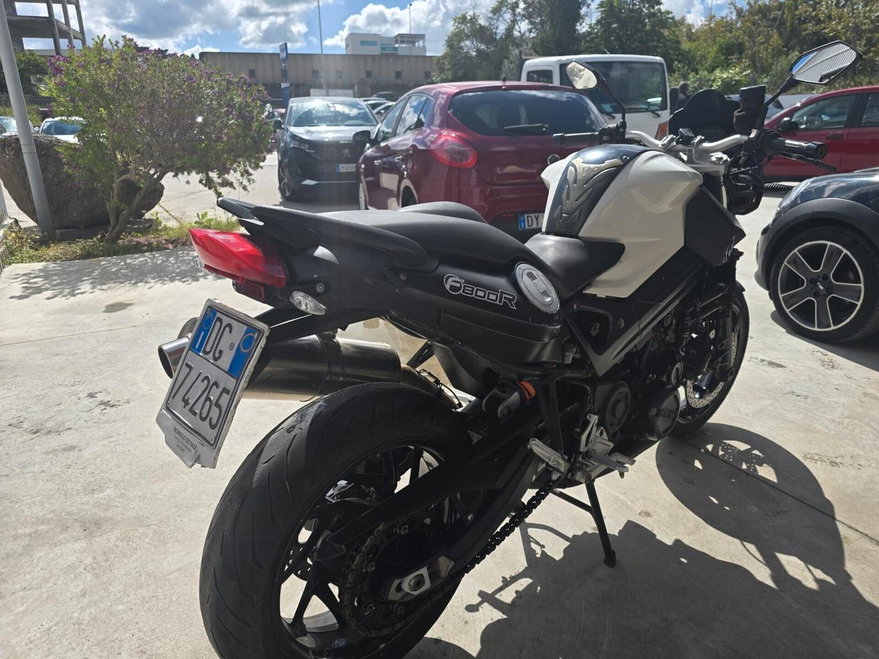Bmw F800R CON BORSONI LATERALI