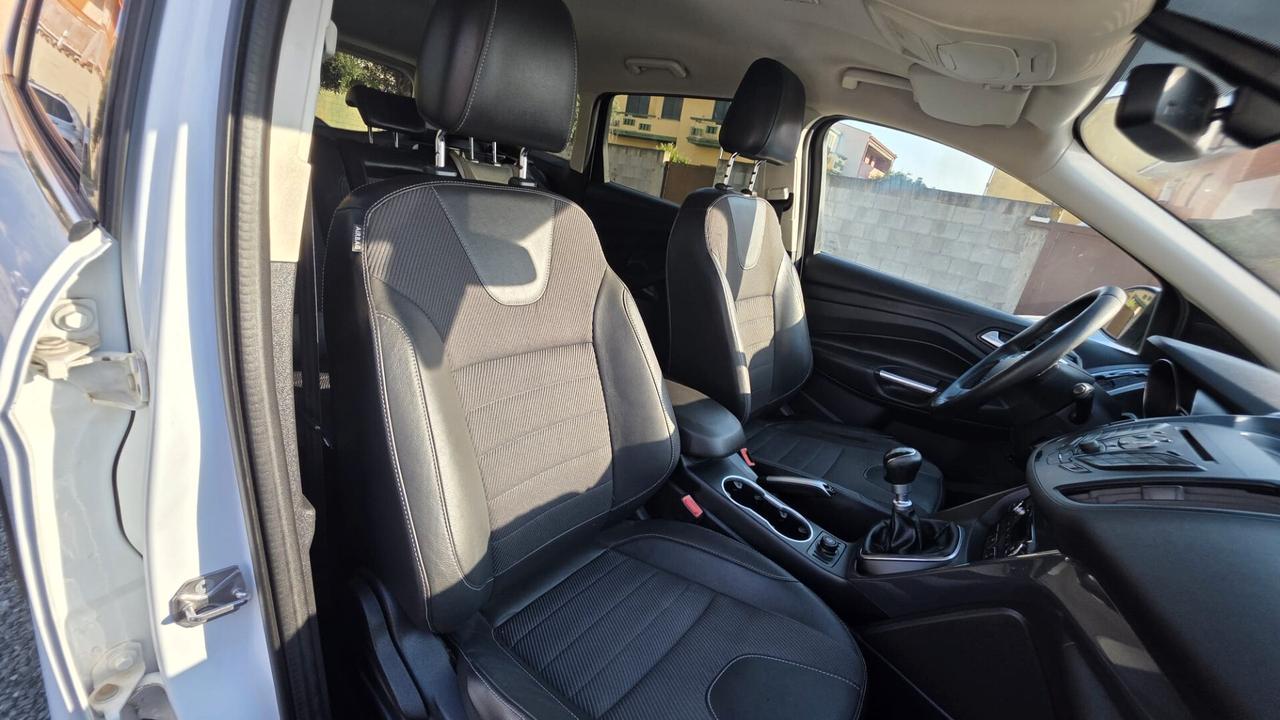 Ford Kuga 2.0 TDCI 150 CV S&S 4WD Titanium X