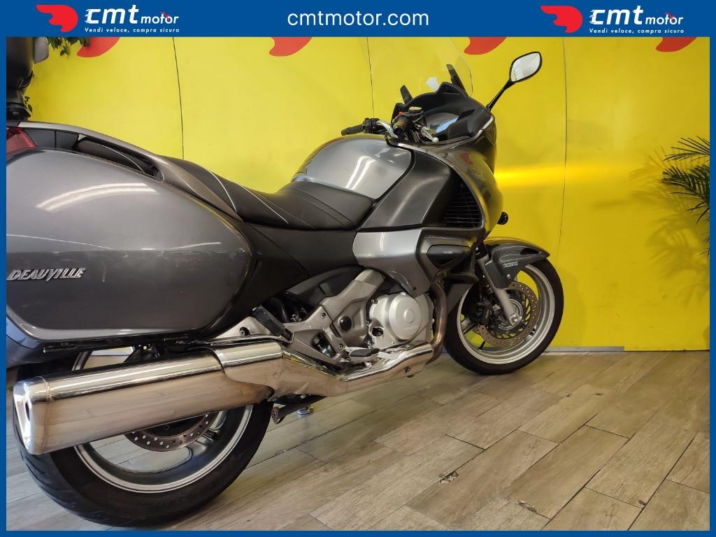 Honda Deauville 700 - 2006