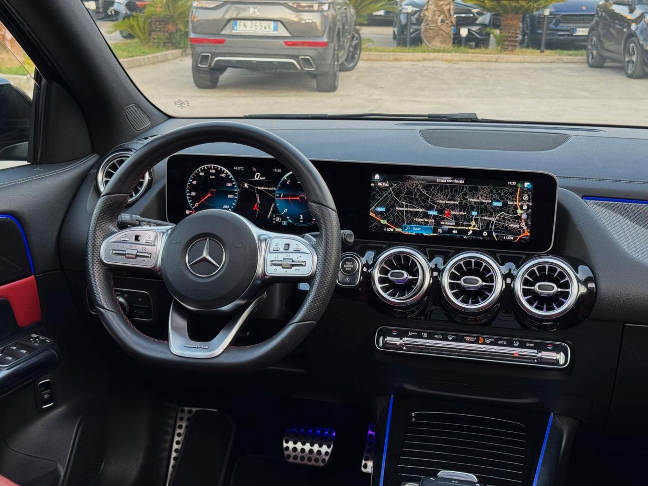 Mercedes-Benz GLA 200 d Premium AMG TETTO