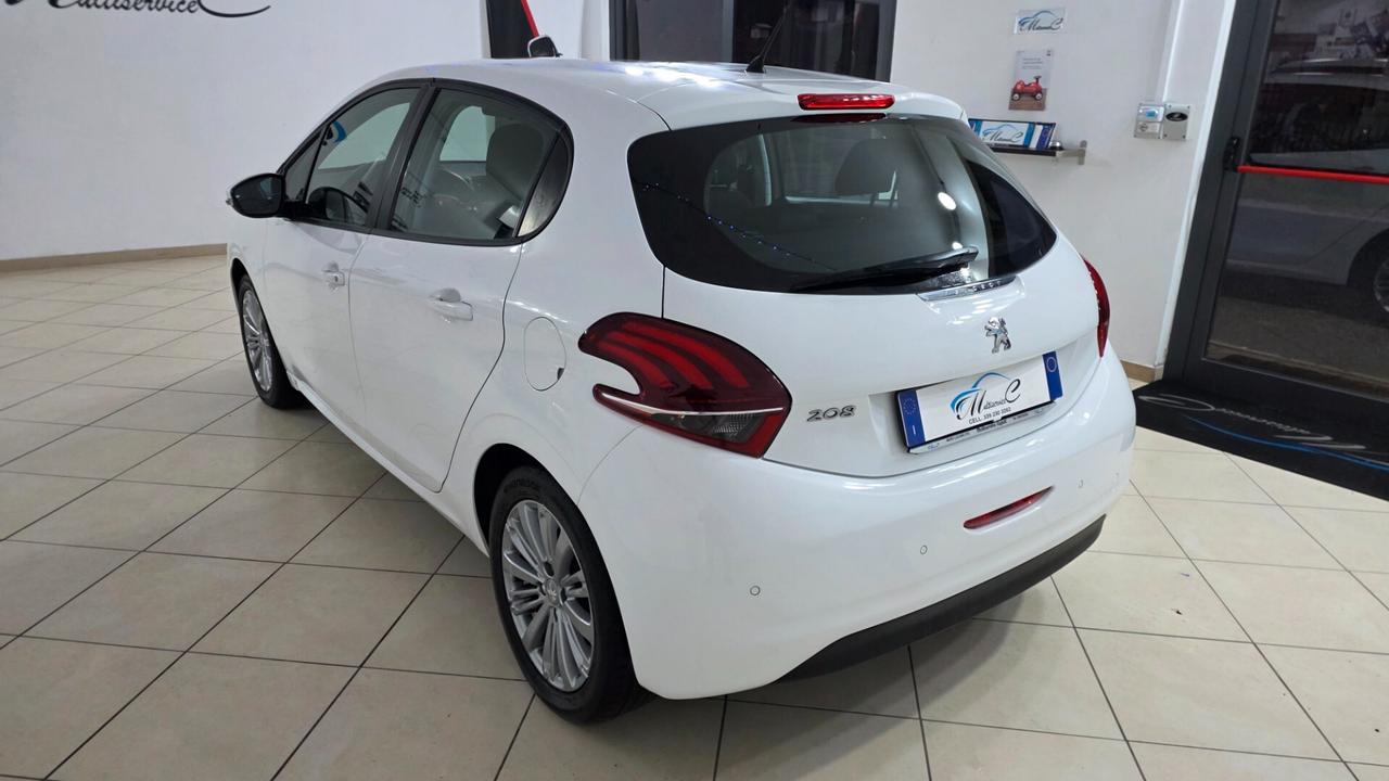Peugeot 208 BlueHDi 75 5 porte Allure