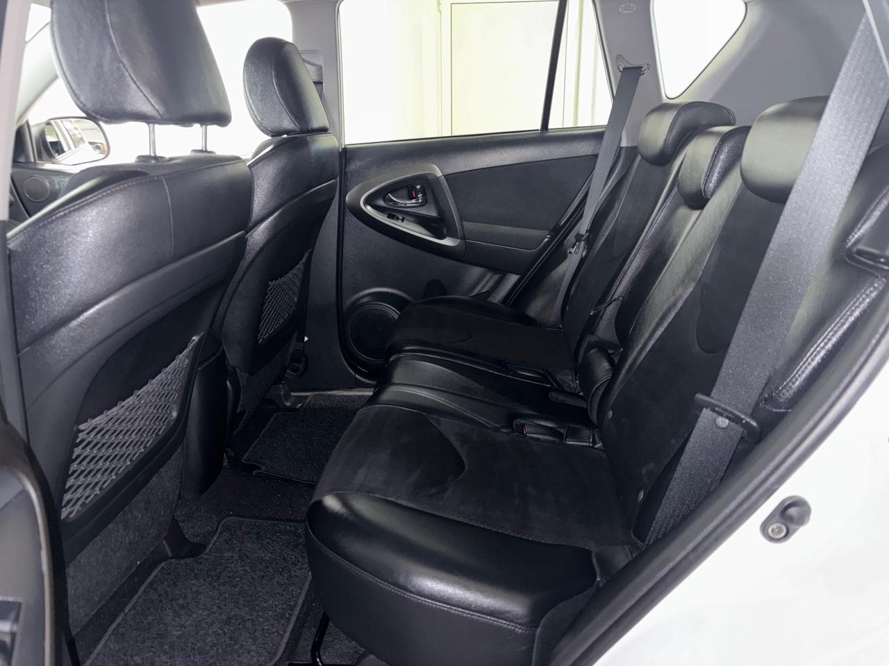 Toyota RAV 4 Crossover 2.2 D-Cat AUTOMATIC